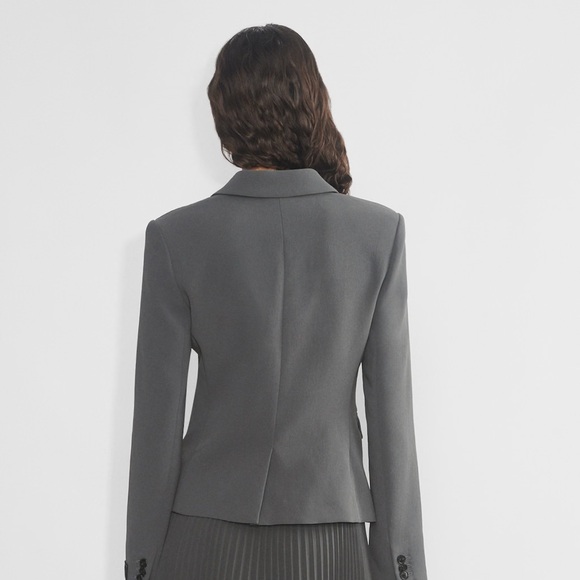 Aritzia Etiquette Blazer - Picture 2 of 5